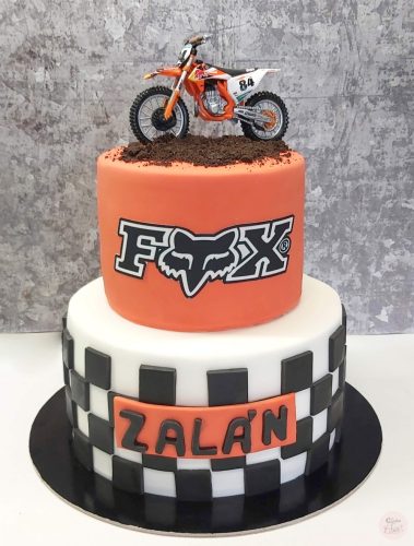 "Motocross figurás" Emeletes torta I.