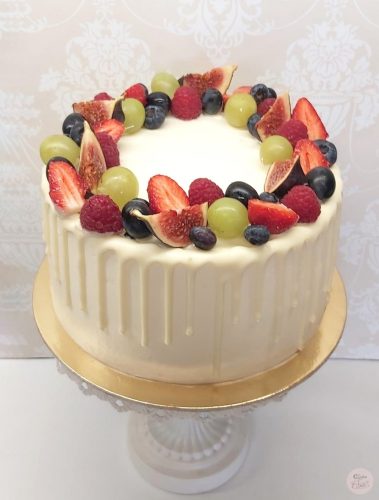 "Csurgatott Fehér csoki-Gyümölcs dekor" torta